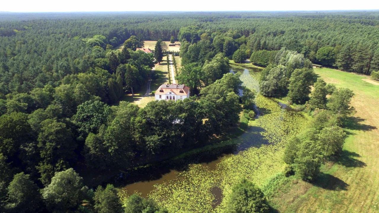 Отель Palacyk Lakomin Lubiszyn Экстерьер фото